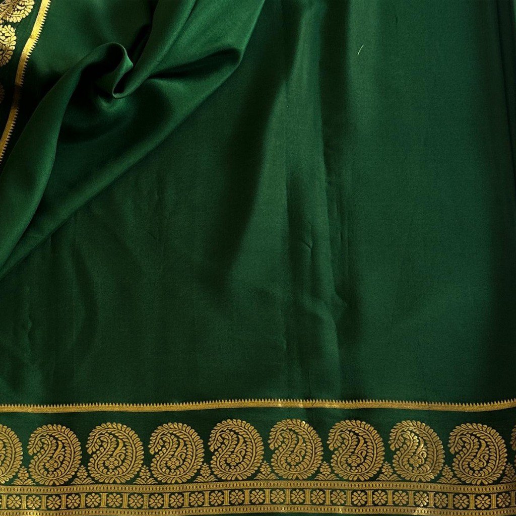 Gap Bramhani Traditional Saree - Image 1